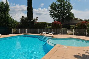 Duplex in Tourrettes With Pool Access