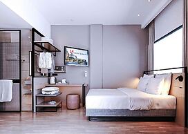 Swiss-Belexpress K Square Batam
