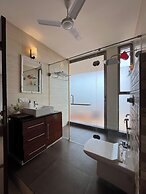 HR Villa One