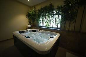 Dream Habitat Resort