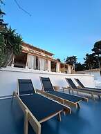 SPONGIA HOTEL SUITES & SPA