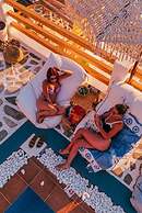 SPONGIA HOTEL SUITES & SPA