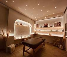 SPONGIA HOTEL SUITES & SPA