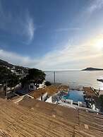 SPONGIA HOTEL SUITES & SPA