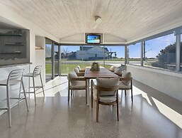 Comfortable Stay Near Busselton Beach