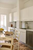 Penthouse Under Acropolis