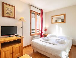 Studio for 4 in Giez With Pool