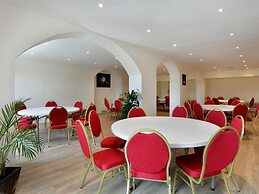 Epernay Vineyard Stay for 3 Guests