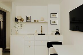 N46 Studio Apartment