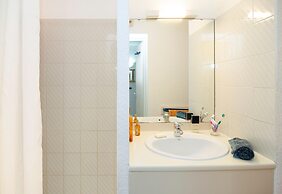 Family Stay Near Beach & Marina