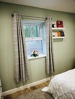 House Sleeps 6 Garden