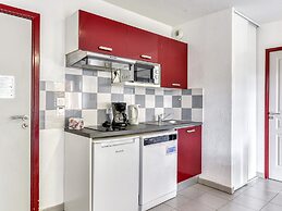 Chic 4-guest Studio, Wellness & Pool