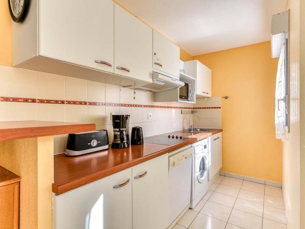 Valras Plage Coastal Stay for 6