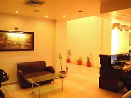Hotel Fair-way In Near Railway Station