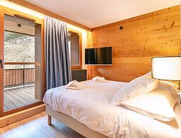 10-person Apartment With Balcony