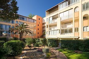 Coastal Apartment Near Richelieu