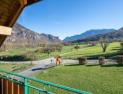 Spacious Alpine Retreat for Groups