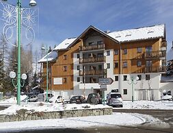 Spacious Alpine Retreat for Groups