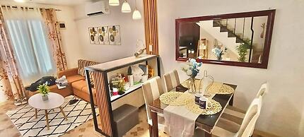 Bloomstone - 2BR Town House Aurora - Dumaguete