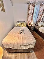 Bloomstone - 2BR Town House Aurora - Dumaguete