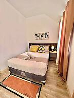 Bloomstone - 2BR Town House Aurora - Dumaguete
