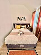 Bloomstone - 2BR Town House Aurora - Dumaguete