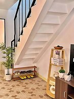 Bloomstone - 2BR Town House Aurora - Dumaguete