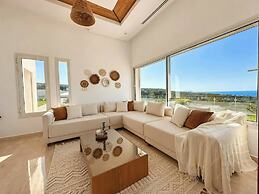 Azura House Sea View Pool