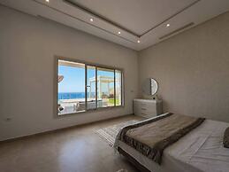 Azura House Sea View Pool
