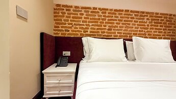 Vatër Hotel