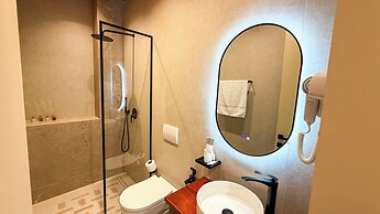 Vatër Hotel