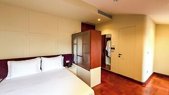 Vatër Hotel