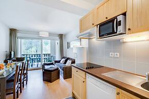 Spacious Valley Stay for Seven