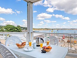 Beach Stay With Pool for 6