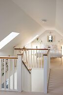 Stylish Itchenor Home Walk to Harbour Pub