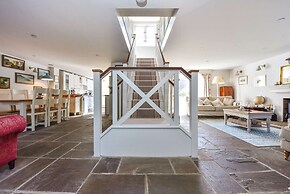 Stylish Itchenor Home Walk to Harbour Pub