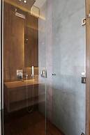 w Upscale 2BR Duplex w Balcony in Miraflores