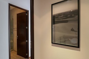 w Upscale 2BR Duplex w Balcony in Miraflores