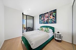 Stylish 1BR CBD w/ Parking Lot