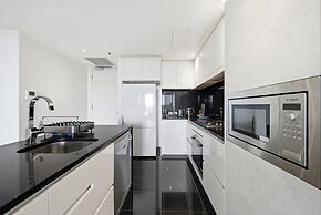 Stylish 1BR CBD w/ Parking Lot