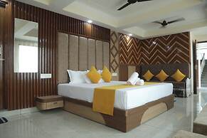 Hotel Radha Vallabh