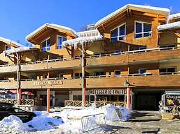 Duplex Apartment for 9 in La Foux D'allos