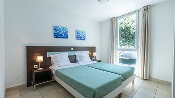 Spacious French Riviera Stay for 6