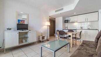 Spacious French Riviera Stay for 6