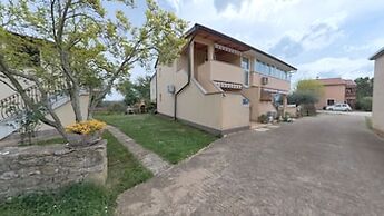Peaceful Studio in Šćavonija