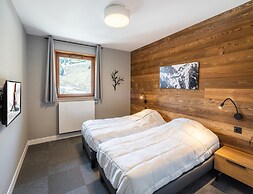 Base for 8 Near Alpe D'huez Slopes