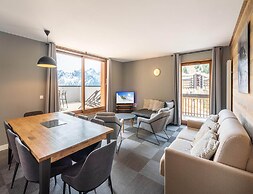 Base for 8 Near Alpe D'huez Slopes