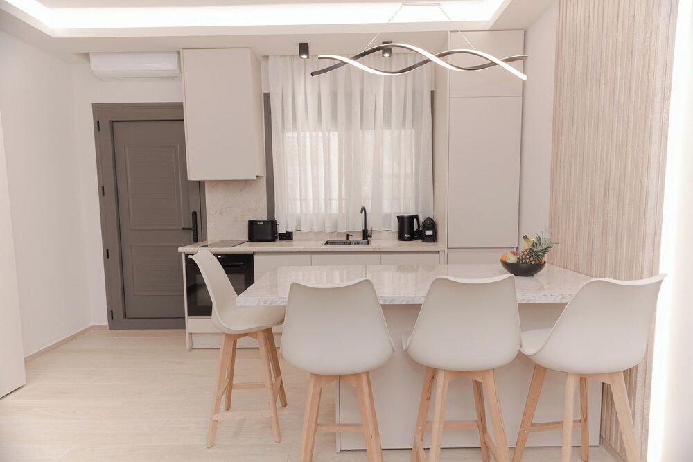 Kandia Suites