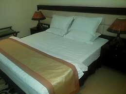 Quiet Rooms 11