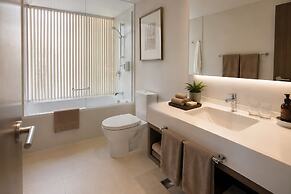 Veltrona Hotel & Suites